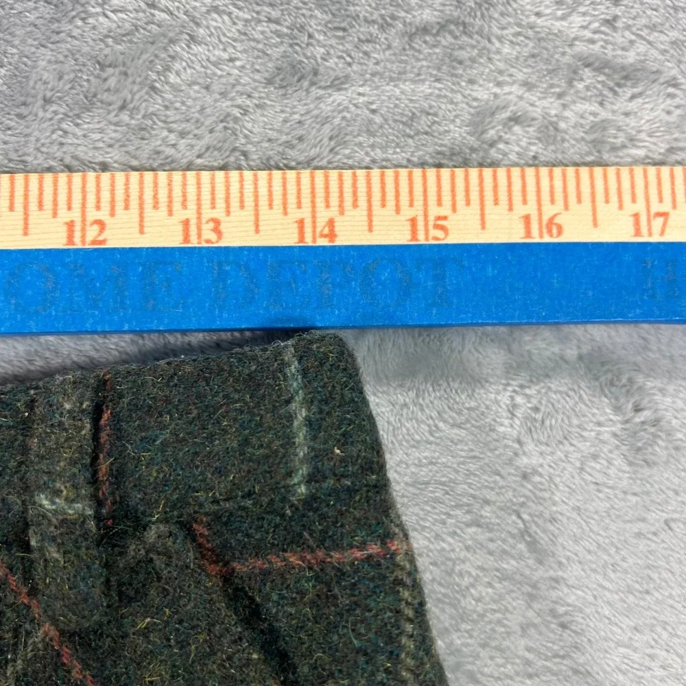 Unbranded wool blend